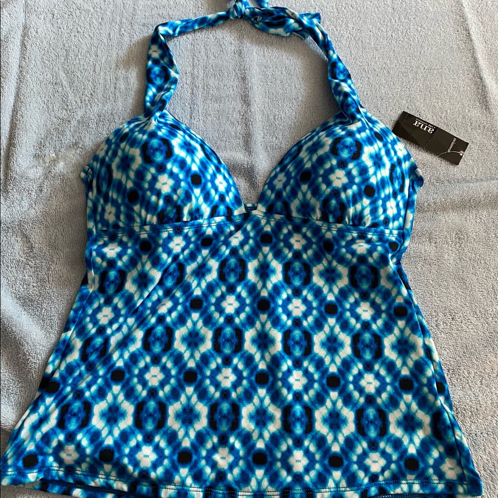 NWT a.n.a bathing suit top